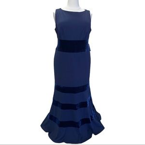 VINCE CAMUTO Navy Gown with Velvet Panels Size 20W NWT